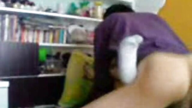 ベッドで癌によって犯さかわいい顔を持つ美しさ 鈴木 一徹 エロ ビデオ