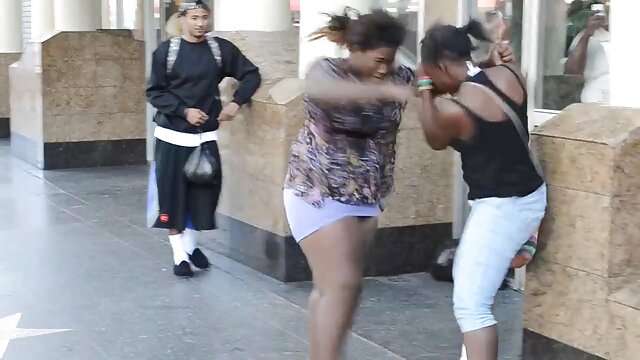 大きなメロンの女の子を記録 無料 えろ 動画 鈴木 一徹