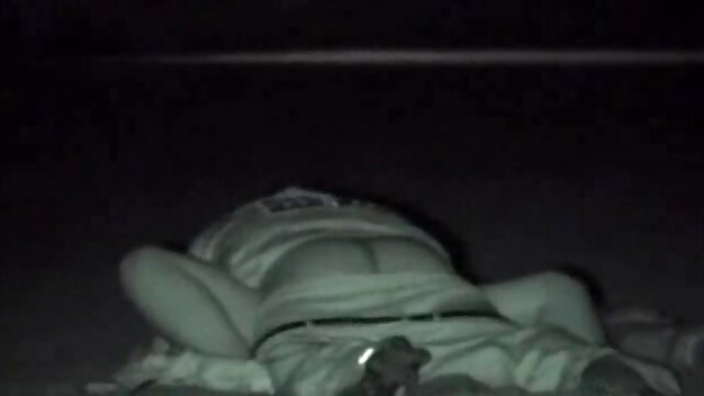 男はクリームとチキンを食べたポルノのコンパイル。 一徹 sex 動画