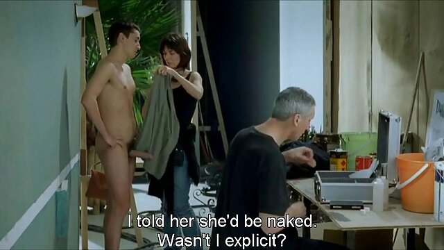 ダブル浸透は茶色の髪の種を出産する エロ い 動画 鈴木 一徹