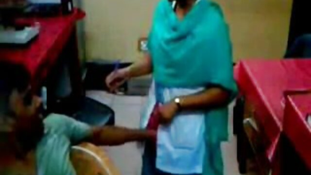 彼氏は毛むくじゃらの穴に女の子を犯した エロ 一徹